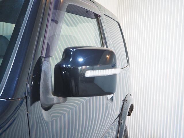 ジムニー ランドベンチャー　４ＷＤ　リフトアップ　５速マニュアル　社外マフラー　フロント・リア社外バンパー　オーバーフェンダー　スキッドプレート　ＨＩＤヘッドライト　フォグランプ　社外テール（8枚目）