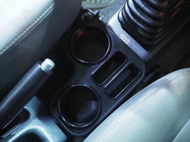 ジムニー ランドベンチャー　４ＷＤ　リフトアップ　５速マニュアル　社外マフラー　フロント・リア社外バンパー　オーバーフェンダー　スキッドプレート　ＨＩＤヘッドライト　フォグランプ　社外テール（33枚目）