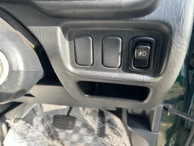 ミラジーノ ミニライトスペシャル　１５インチ　ミニライトホイール　ローダウン　ダウンサス社外センターマフラー　２本出し　バックカメラ　タイミングベルト交換済　夏冬タイヤ　ナビＴＶ　フォグランプ　革調シート　４ＷＤ（26枚目）