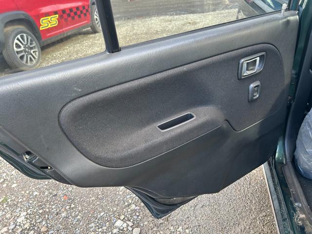 ミラジーノ ミニライトスペシャル　１５インチ　ミニライトホイール　ローダウン　ダウンサス社外センターマフラー　２本出し　バックカメラ　タイミングベルト交換済　夏冬タイヤ　ナビＴＶ　フォグランプ　革調シート　４ＷＤ（35枚目）