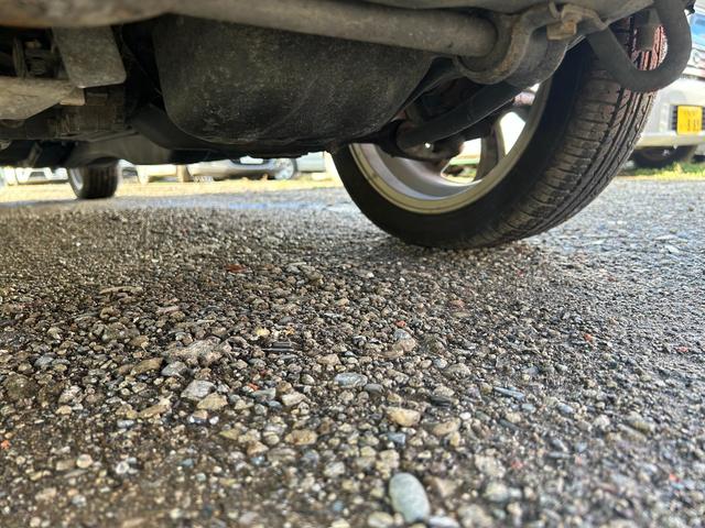 ミラジーノ ミニライトスペシャル　１５インチ　ミニライトホイール　ローダウン　ダウンサス社外センターマフラー　２本出し　バックカメラ　タイミングベルト交換済　夏冬タイヤ　ナビＴＶ　フォグランプ　革調シート　４ＷＤ（78枚目）