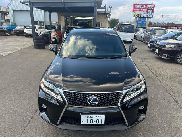 ＲＸ ＲＸ４５０ｈ　Ｆスポーツ　４ＷＤ　ＥＴＣ　バックカメラ　オートクルーズコントロール　パワーシート　ナビ　ＴＶ　オートライト　ヘッドライトウォッシャー　電動リアゲート　アルミホイール　スマートキー　電動格納ミラー　シートヒーター（6枚目）