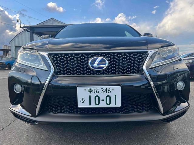 ＲＸ ＲＸ４５０ｈ　Ｆスポーツ　４ＷＤ　ＥＴＣ　バックカメラ　オートクルーズコントロール　パワーシート　ナビ　ＴＶ　オートライト　ヘッドライトウォッシャー　電動リアゲート　アルミホイール　スマートキー　電動格納ミラー　シートヒーター（10枚目）