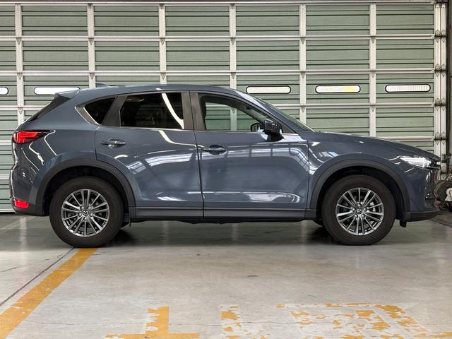 ＣＸ－５ ＸＤ　プロアクティブ　４ＷＤ☆６速マニュアル☆純正ナビ☆フルセグ☆Ｂｌｕｅｔｏｏｔｈ☆☆ＣＤ／ＤＶＤ再生可☆ＥＴＣ☆バックカメラ☆ＬＥＤヘッドライト☆クルーズコントロール☆シートヒーター☆パワーシート☆夏冬タイヤ付き☆（7枚目）
