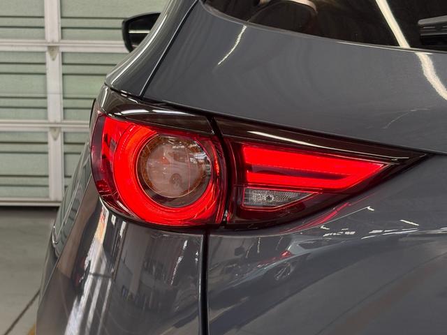 ＣＸ－５ ＸＤ　プロアクティブ　４ＷＤ☆６速マニュアル☆純正ナビ☆フルセグ☆Ｂｌｕｅｔｏｏｔｈ☆☆ＣＤ／ＤＶＤ再生可☆ＥＴＣ☆バックカメラ☆ＬＥＤヘッドライト☆クルーズコントロール☆シートヒーター☆パワーシート☆夏冬タイヤ付き☆（11枚目）
