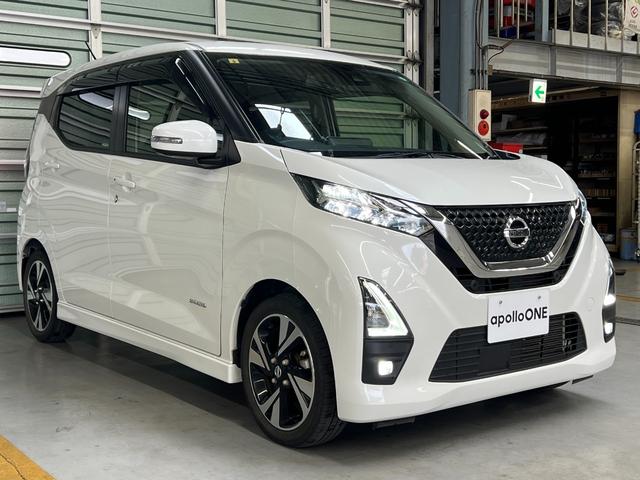 デイズ ハイウェイスター　Ｇターボプロパイロットエディション　純正９型ナビ☆全方位カメラ☆ＥＴＣ☆フルセグ☆Ｂｌｕｅｔｏｏｔｈ☆ＬＥＤヘッドライト☆プッシュスタート☆スマートキー☆電動パーキングブレーキ☆ＡＨＶ☆ステアリングリモコン☆プロパイロット☆（8枚目）