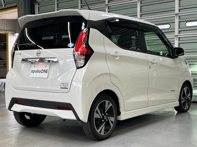 デイズ ハイウェイスター　Ｇターボプロパイロットエディション　純正９型ナビ☆全方位カメラ☆ＥＴＣ☆フルセグ☆Ｂｌｕｅｔｏｏｔｈ☆ＬＥＤヘッドライト☆プッシュスタート☆スマートキー☆電動パーキングブレーキ☆ＡＨＶ☆ステアリングリモコン☆プロパイロット☆（10枚目）