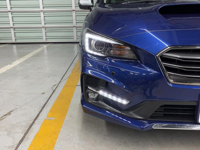 レヴォーグ ２．０ＳＴＩスポーツアイサイト　４ＷＤ☆純正ナビ☆Ｆ／Ｓ／Ｂカメラ☆ＥＴＣ☆ドラレコ☆ＢＳＭ☆ＬＥＤアクセサリーライナー☆デジタルインナーミラー☆レザーシート☆コーナーセンサー☆シートヒーター☆電動パーキングブレーキ☆ＡＶＨ（4枚目）