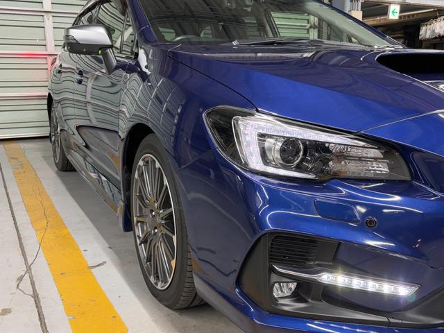 レヴォーグ ２．０ＳＴＩスポーツアイサイト　４ＷＤ☆純正ナビ☆Ｆ／Ｓ／Ｂカメラ☆ＥＴＣ☆ドラレコ☆ＢＳＭ☆ＬＥＤアクセサリーライナー☆デジタルインナーミラー☆レザーシート☆コーナーセンサー☆シートヒーター☆電動パーキングブレーキ☆ＡＶＨ（6枚目）