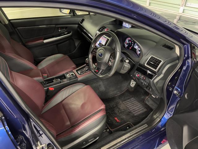 レヴォーグ ２．０ＳＴＩスポーツアイサイト　４ＷＤ☆純正ナビ☆Ｆ／Ｓ／Ｂカメラ☆ＥＴＣ☆ドラレコ☆ＢＳＭ☆ＬＥＤアクセサリーライナー☆デジタルインナーミラー☆レザーシート☆コーナーセンサー☆シートヒーター☆電動パーキングブレーキ☆ＡＶＨ（16枚目）