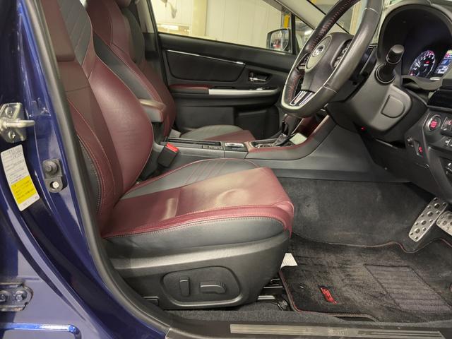 レヴォーグ ２．０ＳＴＩスポーツアイサイト　４ＷＤ☆純正ナビ☆Ｆ／Ｓ／Ｂカメラ☆ＥＴＣ☆ドラレコ☆ＢＳＭ☆ＬＥＤアクセサリーライナー☆デジタルインナーミラー☆レザーシート☆コーナーセンサー☆シートヒーター☆電動パーキングブレーキ☆ＡＶＨ（17枚目）