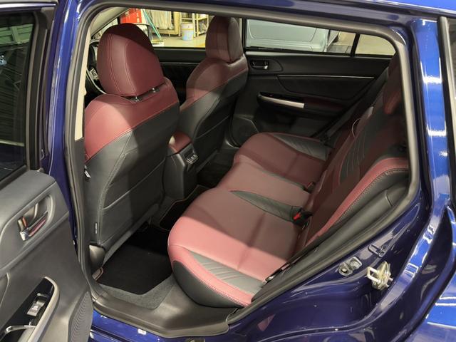 レヴォーグ ２．０ＳＴＩスポーツアイサイト　４ＷＤ☆純正ナビ☆Ｆ／Ｓ／Ｂカメラ☆ＥＴＣ☆ドラレコ☆ＢＳＭ☆ＬＥＤアクセサリーライナー☆デジタルインナーミラー☆レザーシート☆コーナーセンサー☆シートヒーター☆電動パーキングブレーキ☆ＡＶＨ（22枚目）