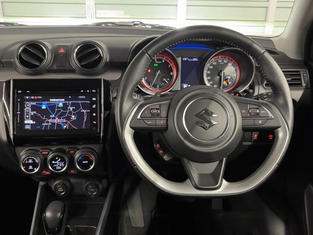 スイフト RSt 純正ナビ☆全方位カメラ☆前後ドラレコ☆フルセグ☆Bluetooth☆シートヒーター☆スズキセーフティサポート☆追従クルコン☆レーンキープアシスト☆プッシュスタート☆スマートキー☆(15枚目)
