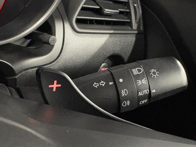 スイフト RSt 純正ナビ☆全方位カメラ☆前後ドラレコ☆フルセグ☆Bluetooth☆シートヒーター☆スズキセーフティサポート☆追従クルコン☆レーンキープアシスト☆プッシュスタート☆スマートキー☆(20枚目)