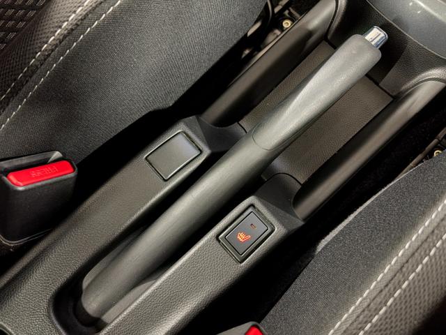 スイフト RSt 純正ナビ☆全方位カメラ☆前後ドラレコ☆フルセグ☆Bluetooth☆シートヒーター☆スズキセーフティサポート☆追従クルコン☆レーンキープアシスト☆プッシュスタート☆スマートキー☆(31枚目)