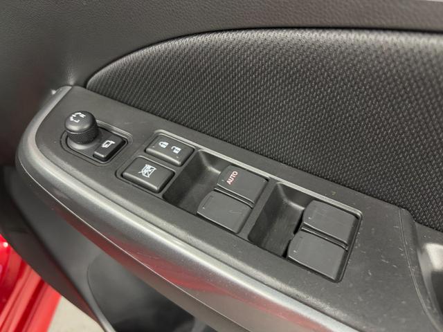 スイフト RSt 純正ナビ☆全方位カメラ☆前後ドラレコ☆フルセグ☆Bluetooth☆シートヒーター☆スズキセーフティサポート☆追従クルコン☆レーンキープアシスト☆プッシュスタート☆スマートキー☆(33枚目)