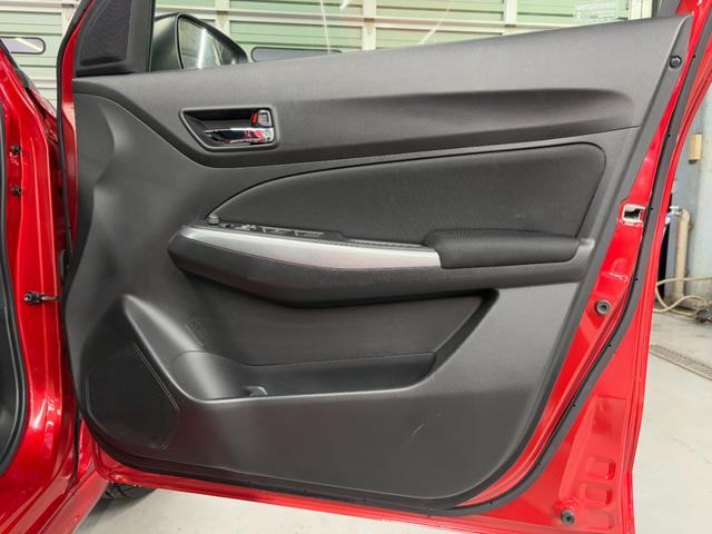 スイフト RSt 純正ナビ☆全方位カメラ☆前後ドラレコ☆フルセグ☆Bluetooth☆シートヒーター☆スズキセーフティサポート☆追従クルコン☆レーンキープアシスト☆プッシュスタート☆スマートキー☆(37枚目)