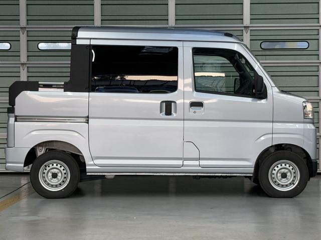 ハイゼットカーゴ デッキバンＬ　ワンオーナー☆ＡＭ／ＦＭラジオ☆ＥＴＣ☆スマアシ☆衝突被害軽減ブレーキ☆障害物センサー☆レーンキープアシスト☆オートマチックハイビーム☆横滑り防止☆両側スライドドア☆（16枚目）