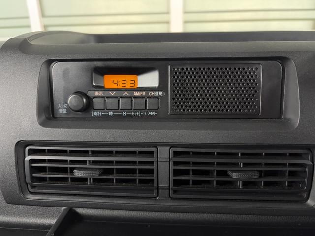 ハイゼットカーゴ デッキバンＬ　ワンオーナー☆ＡＭ／ＦＭラジオ☆ＥＴＣ☆スマアシ☆衝突被害軽減ブレーキ☆障害物センサー☆レーンキープアシスト☆オートマチックハイビーム☆横滑り防止☆両側スライドドア☆（31枚目）