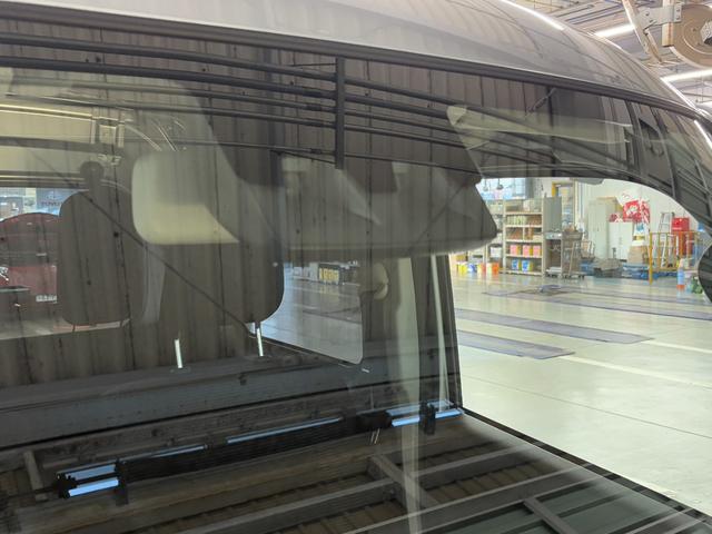 ハイゼットカーゴ デッキバンＬ　ワンオーナー☆ＡＭ／ＦＭラジオ☆ＥＴＣ☆スマアシ☆衝突被害軽減ブレーキ☆障害物センサー☆レーンキープアシスト☆オートマチックハイビーム☆横滑り防止☆両側スライドドア☆（43枚目）