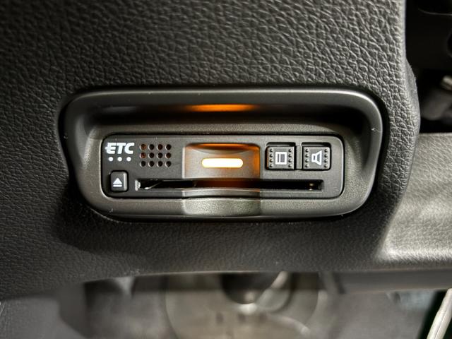 ヴェゼル ハイブリッドZ・ホンダセンシング 純正フルエアロ☆純正ナビ☆バックカメラ☆ETC☆純正前後ドラレコ☆フルセグ☆ブラウン内装☆追従クルコン☆ホンダセンシング☆シートヒーター☆プッシュスタート☆スマートキー(30枚目)