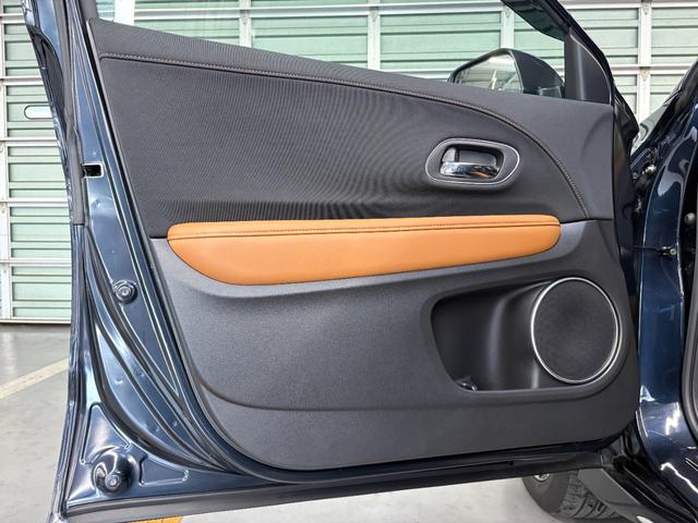 ヴェゼル ハイブリッドZ・ホンダセンシング 純正フルエアロ☆純正ナビ☆バックカメラ☆ETC☆純正前後ドラレコ☆フルセグ☆ブラウン内装☆追従クルコン☆ホンダセンシング☆シートヒーター☆プッシュスタート☆スマートキー(50枚目)