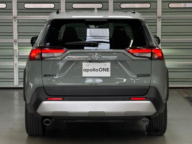 ＲＡＶ４ アドベンチャー　１オナ☆ＴＲＤフロントバンパーガーニッシュ☆ＪＡＯ’Ｓノーズプロテクター☆純正１０．５型ナビ☆バックカメラ☆ＥＴＣ２．０☆ＢＳＭ☆デジタルミラー☆トヨタセーフティ☆フルセグ☆シートクーラー☆（9枚目）