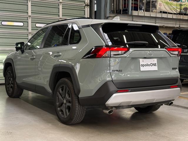 ＲＡＶ４ アドベンチャー　１オナ☆ＴＲＤフロントバンパーガーニッシュ☆ＪＡＯ’Ｓノーズプロテクター☆純正１０．５型ナビ☆バックカメラ☆ＥＴＣ２．０☆ＢＳＭ☆デジタルミラー☆トヨタセーフティ☆フルセグ☆シートクーラー☆（10枚目）