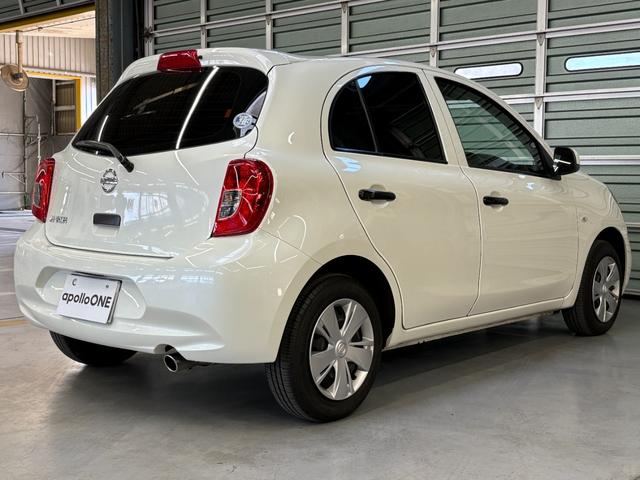 マーチ Ｓ　社外ナビ☆ＥＴＣ☆地デジ☆ＨＤＭＩ☆Ｂｌｕｅｔｏｏｔｈ☆キーレス☆フォグランプ☆ＤＶＤ☆ＣＤ☆横滑り防止☆（8枚目）