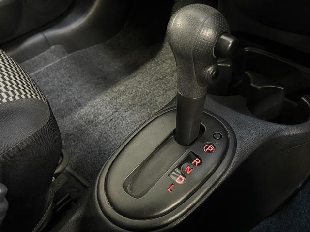 マーチ Ｓ　社外ナビ☆ＥＴＣ☆地デジ☆ＨＤＭＩ☆Ｂｌｕｅｔｏｏｔｈ☆キーレス☆フォグランプ☆ＤＶＤ☆ＣＤ☆横滑り防止☆（29枚目）