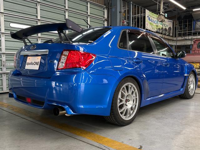 インプレッサ ＷＲＸ　ＳＴｉ　４ＷＤ☆Ｓ２０６仕様☆クスコＬＳＤ☆ＦＵＪＩＴＳＵＢＯマフラー☆車高調☆ＢＢＳ１８ＡＷ☆ＳＴＩカーボンリアウイング☆ブレンボ製６ポットキャリパー☆ＲＥＣＡＲＯ製バケットタイプフロントシート☆（5枚目）