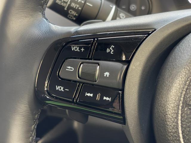 ヴェゼル ｅ：ＨＥＶ　Ｚ　後期モデル☆ワンオーナー☆純正ナビ☆フルセグ☆Ｂｌｕｅｔｏｏｔｈ☆バックカメラ☆２．０ＥＴＣ☆禁煙車☆ドライブレコーダー☆プッシュスタート☆スマートキー☆ブラインドスポットモニター☆置くだけ充電☆（18枚目）