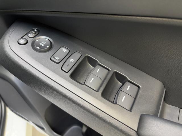 ヴェゼル ｅ：ＨＥＶ　Ｚ　後期モデル☆ワンオーナー☆純正ナビ☆フルセグ☆Ｂｌｕｅｔｏｏｔｈ☆バックカメラ☆２．０ＥＴＣ☆禁煙車☆ドライブレコーダー☆プッシュスタート☆スマートキー☆ブラインドスポットモニター☆置くだけ充電☆（37枚目）
