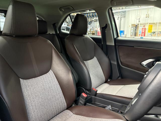 ヤリスクロス ハイブリッドＺ　１オーナー☆純正８型ナビ☆全方位カメラ☆ＥＴＣ☆前後ドラレコ☆ＢＳＭ☆トヨタチームメイト☆トヨタセーフティセンス☆シート／ステアヒーター☆追従クルコン☆禁煙車☆電動パーキング☆ＬＥＤヘッドライト☆（41枚目）