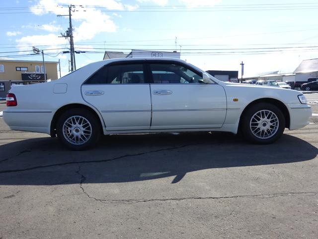 NISSAN CIMA 30TR | 1997 | PEARL WHITE | 177976 km | details NISSAN CIMA 30TR | 1997 | PEARL WHITE | 177976 km | details