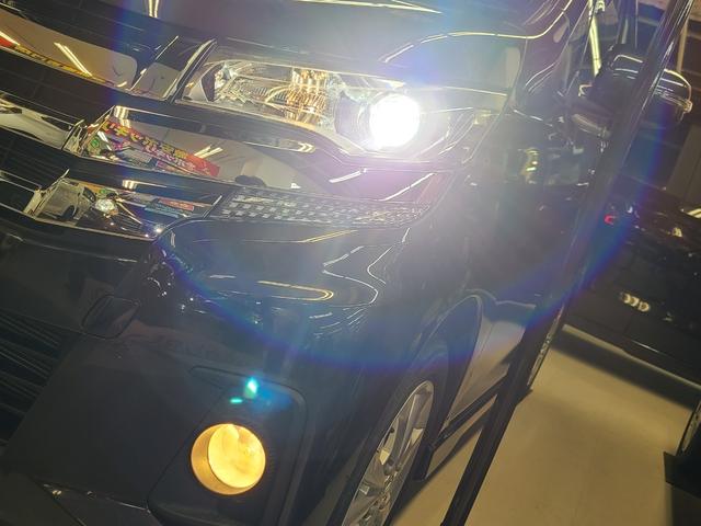 デイズ ハイウェイスター　Ｘ　４ＷＤ　純正メモリーナビＴＶ／アラウンドビューモニター／Ｂｌｕｅｔｏｏｔｈ接続／シートヒーター／オートライト／衝突軽減ブレーキ／横滑り防止装置／ＥＴＣ搭載／ベンチシート／フォグランプ／（3枚目）