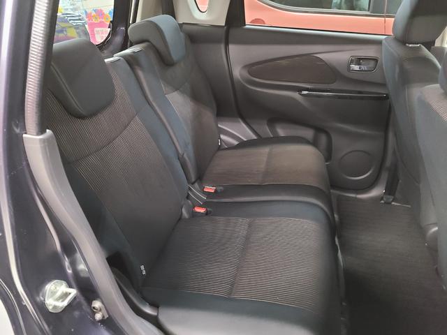 デイズ ハイウェイスター　Ｘ　４ＷＤ　純正メモリーナビＴＶ／アラウンドビューモニター／Ｂｌｕｅｔｏｏｔｈ接続／シートヒーター／オートライト／衝突軽減ブレーキ／横滑り防止装置／ＥＴＣ搭載／ベンチシート／フォグランプ／（10枚目）