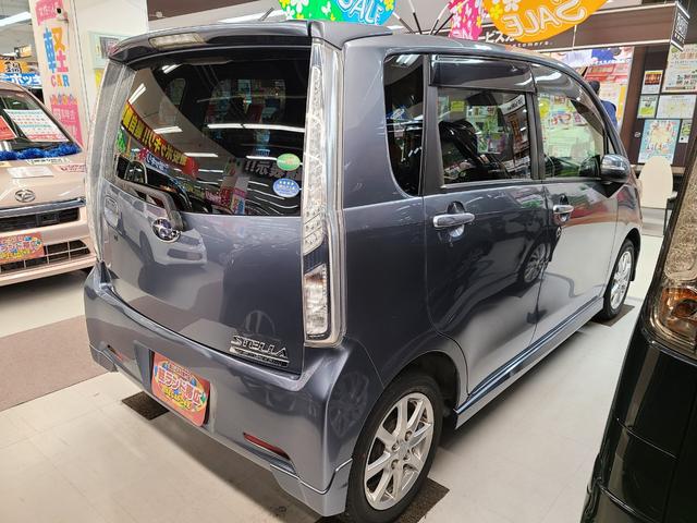 ステラ カスタムR 4WD 純正メモリーナビTV/Bluetooth接続/ETC搭載/オートライト/スマートキー/アイドリングストップ/衝突軽減ブレーキ/横滑り防止装置/ディスチャージヘッドライト/ベンチシート/(8枚目)