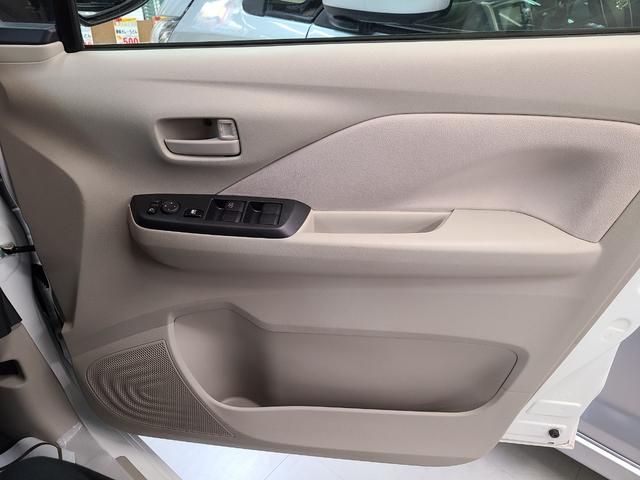 デイズ 4WD 純正オーディオ/ドライブレコーダー/ベンチシート/衝突軽減ブレーキ/横滑り防止装置/前席シートヒーター/ETC搭載/タイミングチェーン/オートライト/コーナーセンサー/(26枚目)