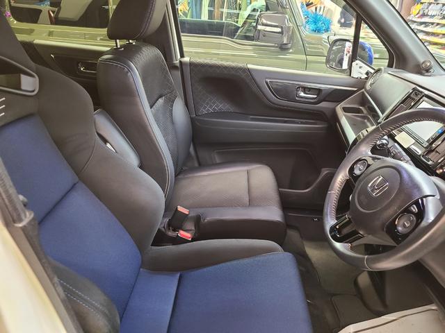 N-WGNカスタム G・Lパッケージ 4WD 純正メモリーナビTV/Bluetooth接続/前席シートヒーター/ビルトインETC/ドライブレコーダー/エンジンスターター/バックカメラ/ウーファーBOX/レカロシート/クルーズコントロール/(11枚目)