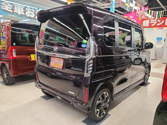 N-BOXカスタム G・Lターボホンダセンシング 4WD 純正ディスプレイオーディオ/バックカメラ/純正エンジンスターター/ビルトインETC/前席シートヒーター/両側パワースライドドア/ホンダセンシング/追従クルーズコントロール/パドルシフト/(8枚目)