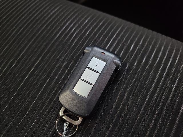 デイズルークス ハイウェイスター　Ｘ　Ｖセレクション　４ＷＤ　純正メモリーナビ／フルセグテレビ／アラウンドビューモニター／Ｂｌｕｅｔｏｏｔｈ接続／ＥＴＣ搭載／両側パワースライドドア／衝突軽減ブレーキ／横滑り防止装置／ディスチャージヘッドライト／（23枚目）