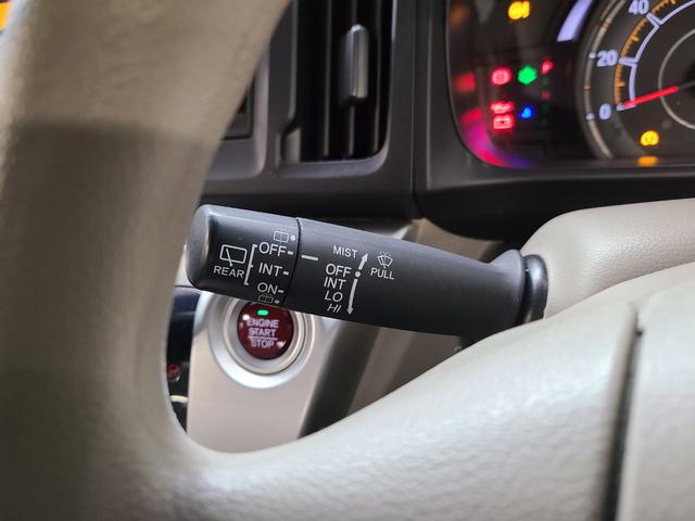 N-WGN G・Aパッケージ 4WD 純正オーディオ/ディスチャージヘッドライト/オートライト/ECONモード/横滑り防止装置/ベンチシート/タイミングチェーン/プッシュスタート/(17枚目)