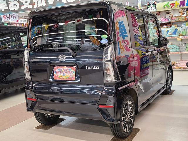 タント カスタムＲＳ　４ＷＤ　純正メモリーナビＴＶ／両側パワースライドドア／追従クルーズコントロール／パノラマカメラ／前席シートヒーター／ダイナミックスライドシート／ドライブレコーダー／ビルトインＥＴＣ／スマートアシスト／（8枚目）