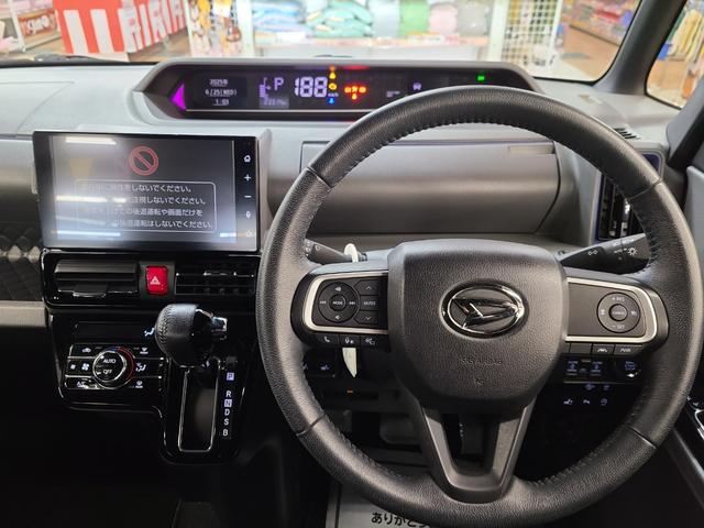 タント カスタムＲＳ　４ＷＤ　純正メモリーナビＴＶ／両側パワースライドドア／追従クルーズコントロール／パノラマカメラ／前席シートヒーター／ダイナミックスライドシート／ドライブレコーダー／ビルトインＥＴＣ／スマートアシスト／（14枚目）