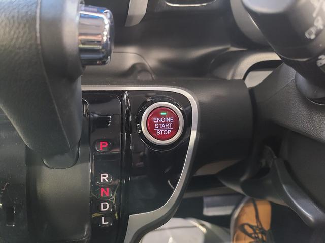 N-BOXカスタム G・Lパッケージ 4WD 純正メモリーナビTV/パワースライドドア/ビルトインETC/前席シートヒーター/横滑り防止装置/バックカメラ/Bluetooth接続/オートライト/フォグランプ/ステアリングスイッチ/(19枚目)