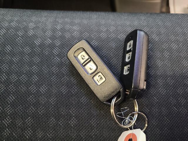 N-BOXカスタム G・Lパッケージ 4WD 純正メモリーナビTV/パワースライドドア/ビルトインETC/前席シートヒーター/横滑り防止装置/バックカメラ/Bluetooth接続/オートライト/フォグランプ/ステアリングスイッチ/(26枚目)