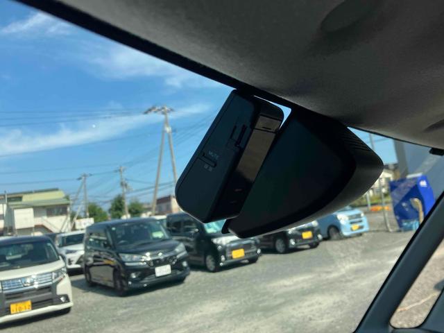 タンク カスタムＧ　Ｓ　４ＷＤ　ドライブレコーダー　バックカメラ　ＴＶ　両側電動スライドドア　クリアランスソナ　オートクルーズコントロール　衝突被害軽減システム　アルミホイール　オートライト　ＬＥＤヘッドランプ　夏冬タイヤ付（8枚目）
