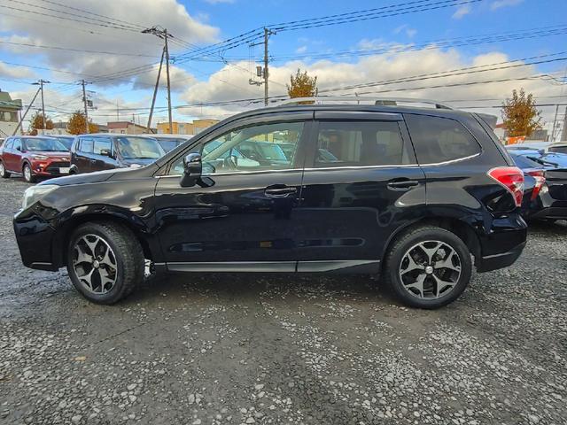 フォレスター Ｓ－リミテッド　夏冬タイヤ付　スターター　ドラレコ　ＢＴ付フルセグナビ　両席パワーシート　４ＷＤ　ＥＴＣ　バックカメラ　オートクルーズコントロール　レーンアシスト　パワーシート　ＨＩＤ　スマートキー（18枚目）