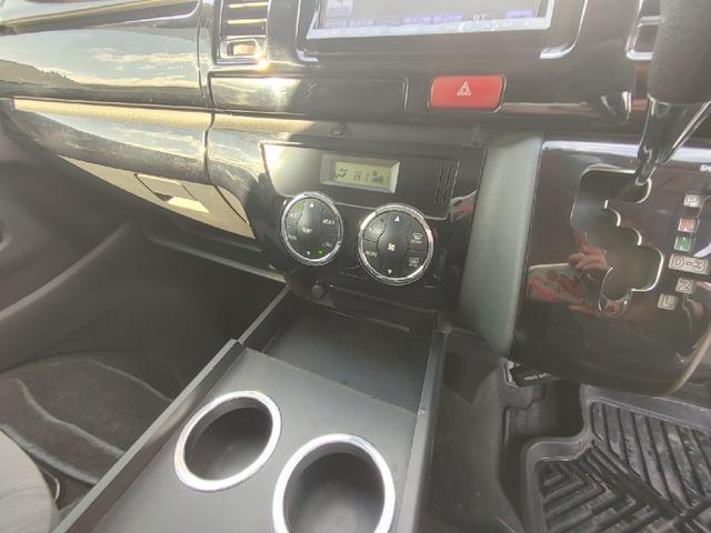 ハイエースバン ロングスーパーGL ドライブレコーダー ETC バックカメラ ナビ TV 両側スライドドア キーレスエントリー 電動格納ミラー AT アルミホイール CD DVD再生 Bluetooth 100V電源 エアコン(7枚目)